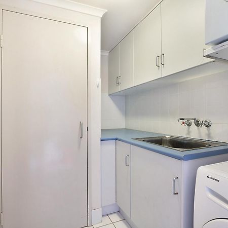 Newcastle Short Stay Accommodation - Sandbar Newcastle Beach Extérieur photo