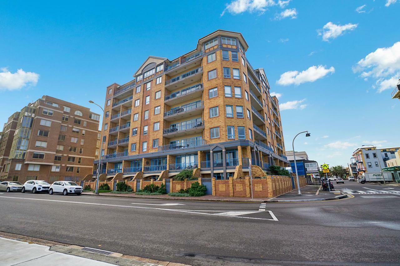 Newcastle Short Stay Accommodation - Sandbar Newcastle Beach Extérieur photo