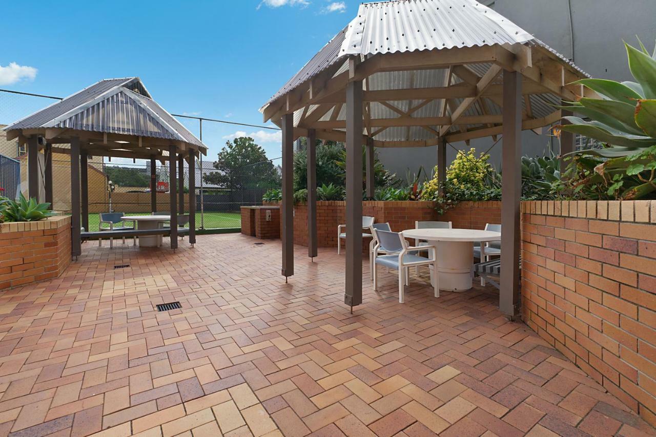 Newcastle Short Stay Accommodation - Sandbar Newcastle Beach Extérieur photo