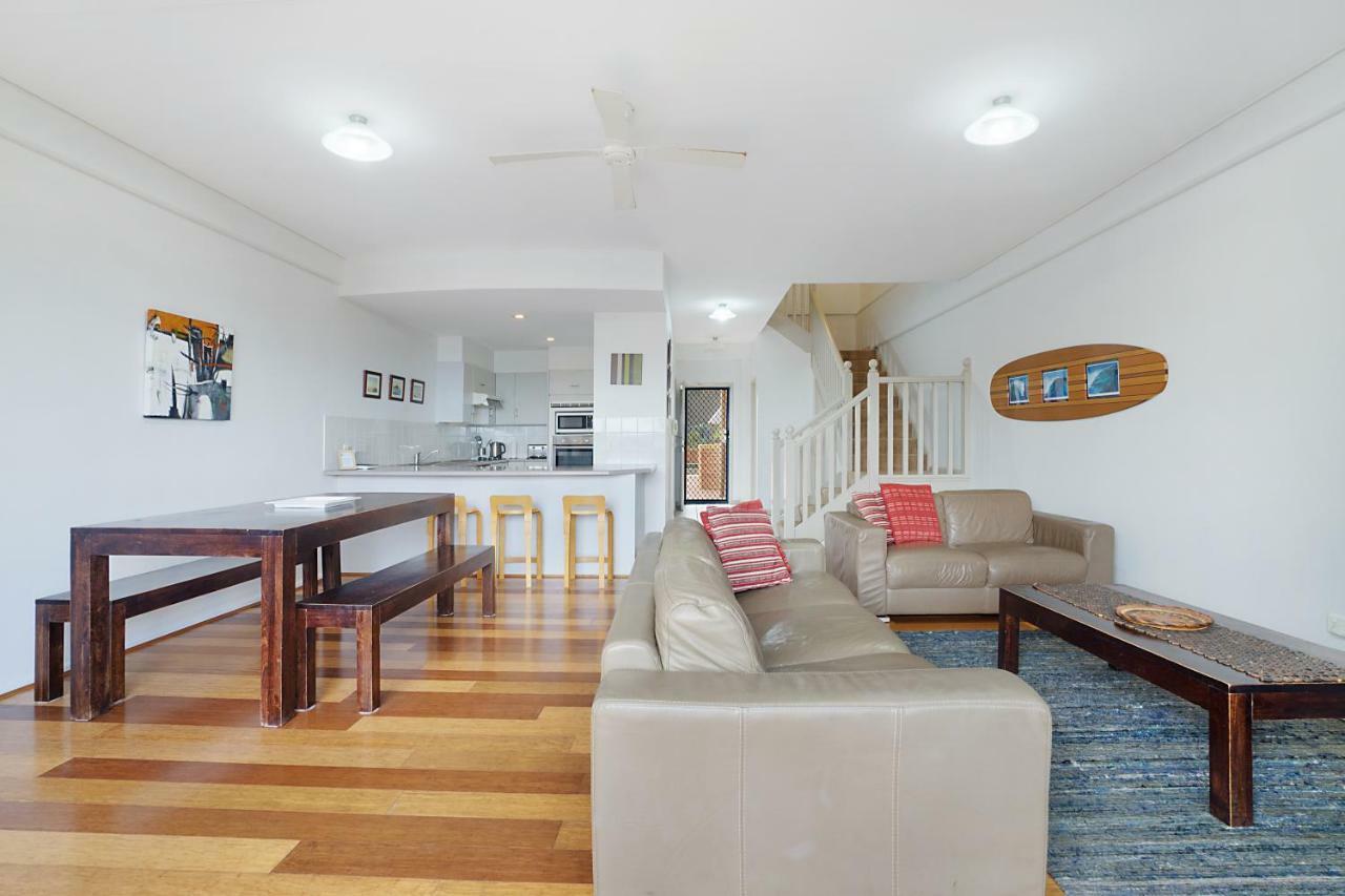 Newcastle Short Stay Accommodation - Sandbar Newcastle Beach Extérieur photo