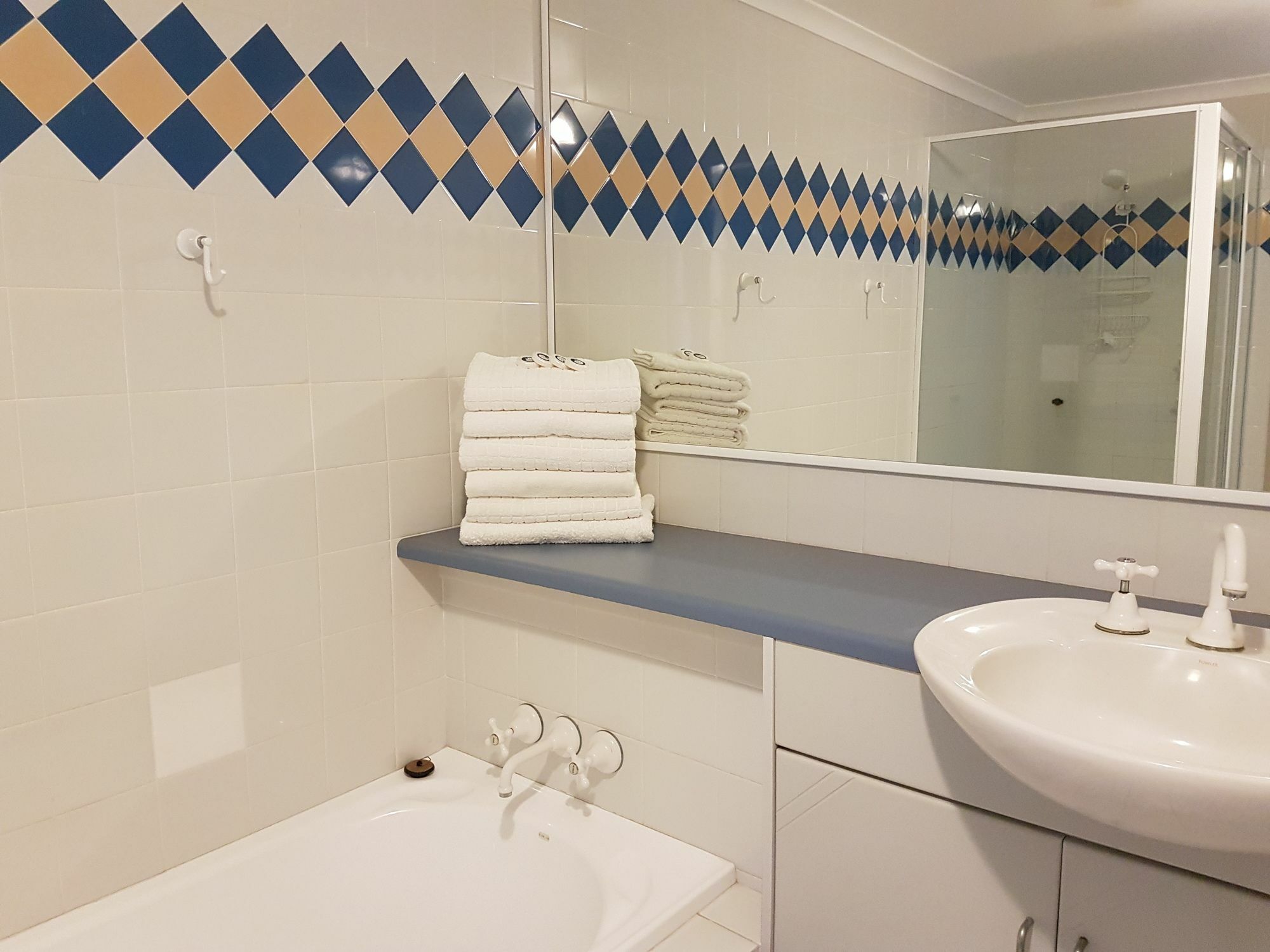 Newcastle Short Stay Accommodation - Sandbar Newcastle Beach Extérieur photo